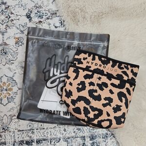Hydrojug Pro Water Bottle Sleeve Wild Ones Savannah Leopard Pro Sleeve